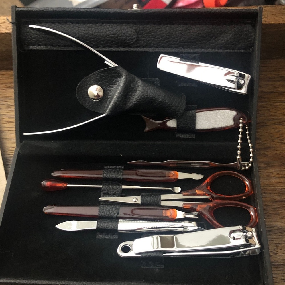 Basic Beauty 10 Piece Manicure Set